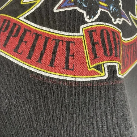 Guns n Roses Tee Y2K VTG 2000s 2005 Small Band music Tour T-shirt Skull GNR - Picture 9 of 12